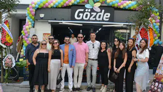 Gözde Market'in yeni şubesine yoğun ilgi