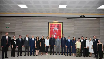 Emniyet personellerine rütbe ve plaket takdimi