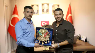 Ahmet Karadağ’dan MHP Şehzadeler İlçe Başkanı Emre Taşkıran’a hayırlı olsun ziyareti