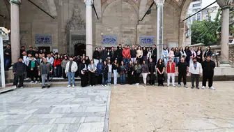 Yeni üniversiteliler Manisa’nın tarihi ve kültürel zenginliklerini keşfetti