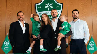 Merih Demiral'in karısı soyadını neden sildi