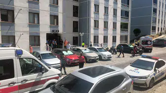 2 kişi aynı dairede ölü bulundu