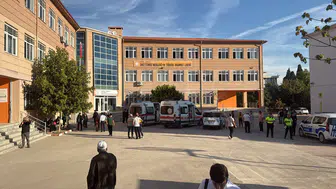 Okul önünde silahlı saldırı: Veliler çocukları için koştu