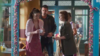 Ayrılık da Sevdaya Dahil dizisi hangi lokantada çekildi?İşte oyuncuları ve karakterleri