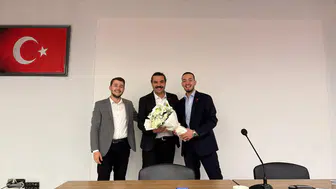 CHP Şehzadeler Gençlik Kolları’ndan Esenkaya’ya tebrik