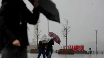 18 Ekim Hava Durumu: İstanbul’da Yağmur Ne Zaman Bitecek? Meteoroloji Pazar Günü İçin Saat Verdi