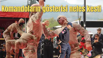 Komandoların gösterisi nefes kesti