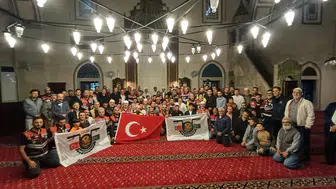 İzmir Osmanlı Motosiklet Derneği üyeleri Manisa’da sabah namazında buluştu