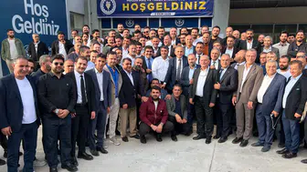 Manisa TSO’da sandıklar sarıya boyandı