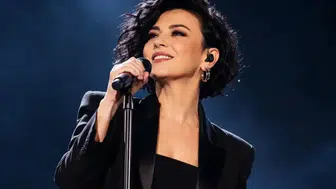 Fatma Turgut’un Diyarbakır konserinde kavga! Şarkısını kesip müdahale etti