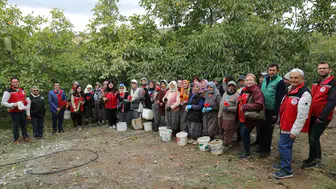 Manisa’da kadın çiftçilere Dünya Kadın Çiftçiler Günü ziyareti