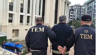 Resim öğretmeni sosyal medya paylaşımı sebebiyle tutuklandı