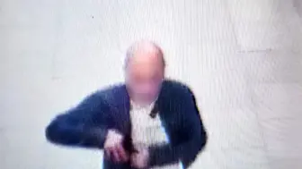 Kızını hastanede silahla öldürmek istedi