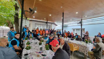 Manisa’da gençler ve yaşlılar arasında gönül köprüsü