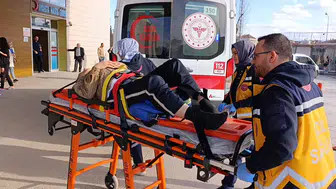 Tamir ettiği traktör az daha sonu oluyordu