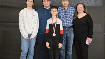 Manisa’nın yetenekli satranç sporcusu Mete Dağgül zirveye yürüyor