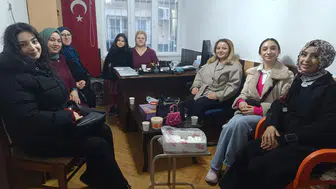 Manisa Ahlat Sosyal Dayanışma Kültür Derneği'nden Harse yemeği ikramı