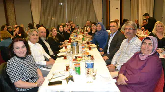 MAARİFİN KALBİNDE RAMAZAN: ŞEHZADELER HALK EĞİTİM MERKEZİ ÖĞRETMENLERİ İFTARDA BULUŞTU