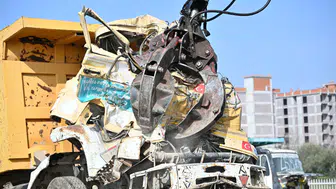 Temiz ve düzenli Manisa için hurda araçları toplanıyor