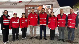 Arınç ailesinden Manisalı vatandaşlara iftar