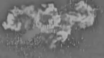 Tahran'da yer yerinden oynuyor