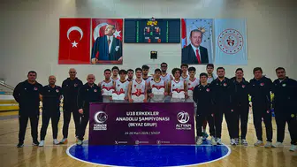 Manisa Basket U18 basketbol takımı Anadolu şampiyonu