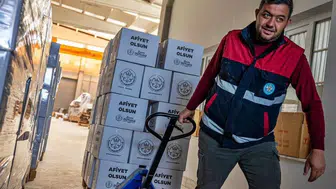 Manisa Büyükşehir’den  22 Bin Aileye Gıda Desteği