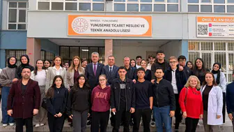 DİJİTALLEŞEN DÜNYADA MUHASEBE MESLEĞİ ELE ALINDI