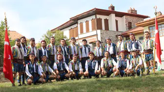 Kula yaren geleneğine sahip çıkıyor