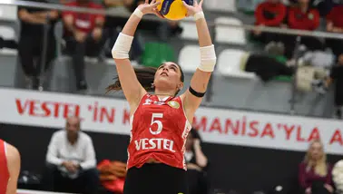 Manisa'da nefes kesen mücadele! Vestel Manisa BBSK 2-0'dan dönerek kazandı!