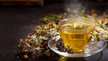 Yemekten Sonra Hangi Bitki Çayı İçilmeli? Mideyi Rahatlatan 8 Doğal Çözüm