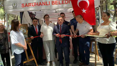 Saruhanlı Halk Eğitim Merkezi’nden yıl sonu sergisi