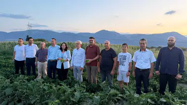 Başkan Aytaç’tan Kırkağaç’ta çiftçi ziyareti