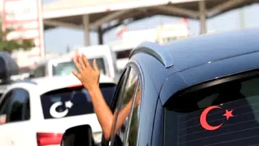 Gurbetçilerden turizme 15 milyar TL katkı sunmaları bekleniyor