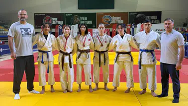MANİSALI JUDOCULARDAN TÜRKİYE FİNALLERİNDE 3 BRONZ MADALYA