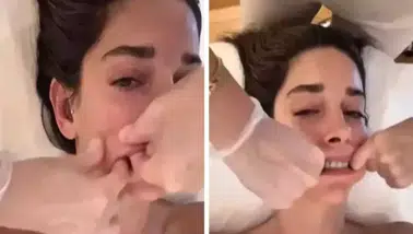 Ünlü oyuncu ağzının içine masaj yaptırdı