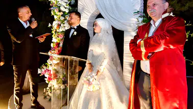 Hamide ve Barış ömür boyu mutluluğa imza attı