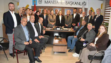İYİ Parti Manisa’da sahadan sandığa parti içi eğitimi