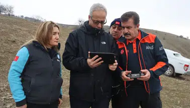 Evden çıktıktan sonra bir daha haber alamadılar! Ekipler yaşlı adama için seferber oldu