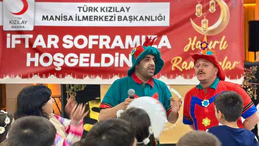 Türk Kızılay Manisa’dan yetimlere özel iftar programı