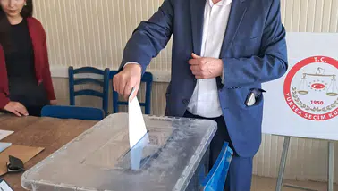 Millet Partisi Selendi İlçe Kurultayı'nda Başkan Özaslan güven tazeledi