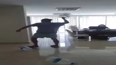 "34 gündür suyum akmıyor" deyip ASAT Alanya Şubesi'ni bastı, evinin vanası kapalı çıktı