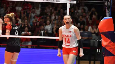 A Milli Kadın Voleybol Takımı'nda kaptan Eda Erdem'den Açıklama