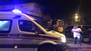 Çatı katında yakalanan hırsız kendisini yakalayan esnafı bıçakladı