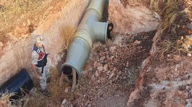 Jandarma Sulama Borusunda 3 Kaçak Göçmen Yakaladı
