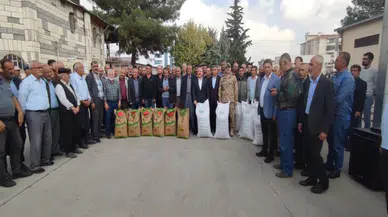 Çiftçiye 392 ton tohumluk dağıtıldı