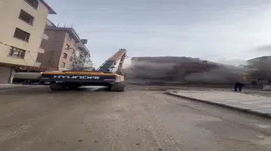 Koskoca binayı bir korna sesi yıktı