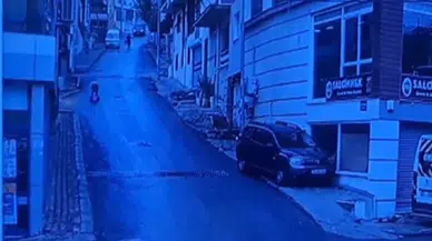 Yokuş aşağı kayan bebek arabası yürekleri ağıza getirdi