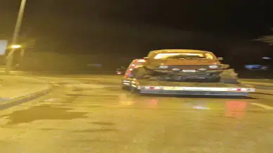 Aracının lastiği koptu, fark etmeden kilometrelerce yol gitti