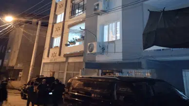 Babasını öldürüp, kendini ihbar etti